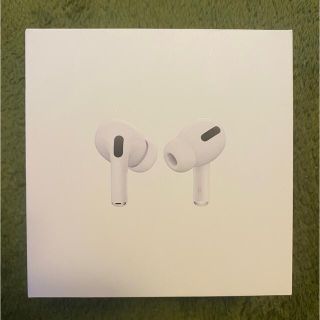 アップル(Apple)のAirPods Pro イヤフォン 正規品(ヘッドフォン/イヤフォン)