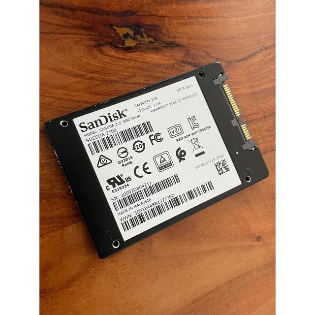 SanDisk(サンディスク)のSanDisk サンディスクSSD 2TB 2.5インチ スマホ/家電/カメラのPC/タブレット(PC周辺機器)の商品写真