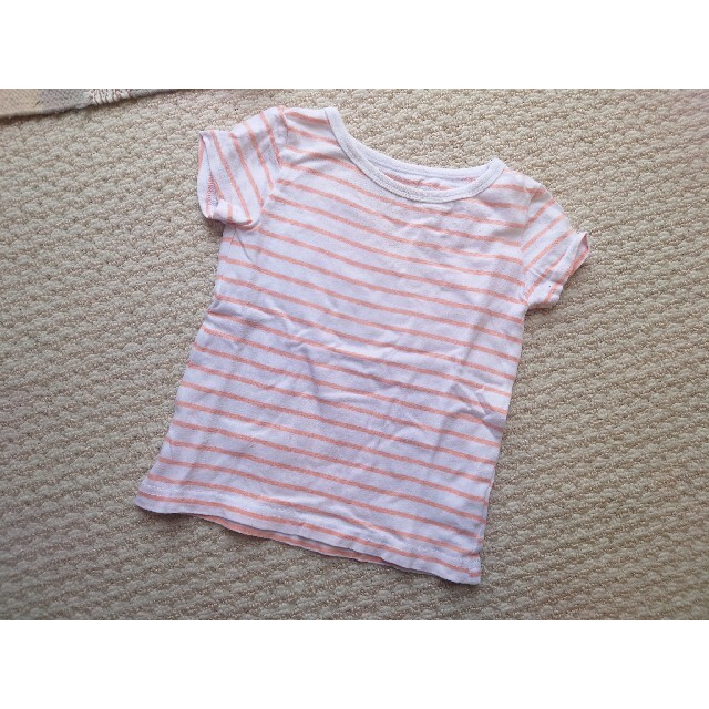 西松屋(ニシマツヤ)の80cm オレンジボーダー Tシャツ キッズ/ベビー/マタニティのベビー服(~85cm)(Ｔシャツ)の商品写真