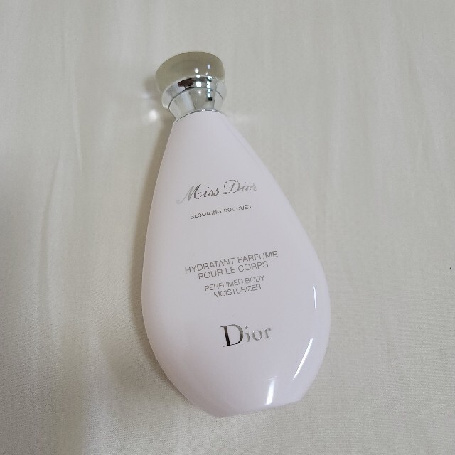 Dior(ディオール)のディオールボディークリーム コスメ/美容のボディケア(ボディローション/ミルク)の商品写真