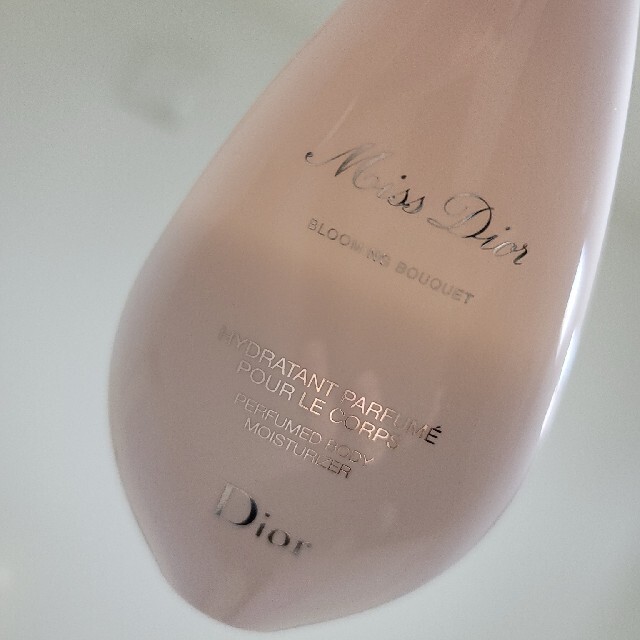 Dior(ディオール)のディオールボディークリーム コスメ/美容のボディケア(ボディローション/ミルク)の商品写真