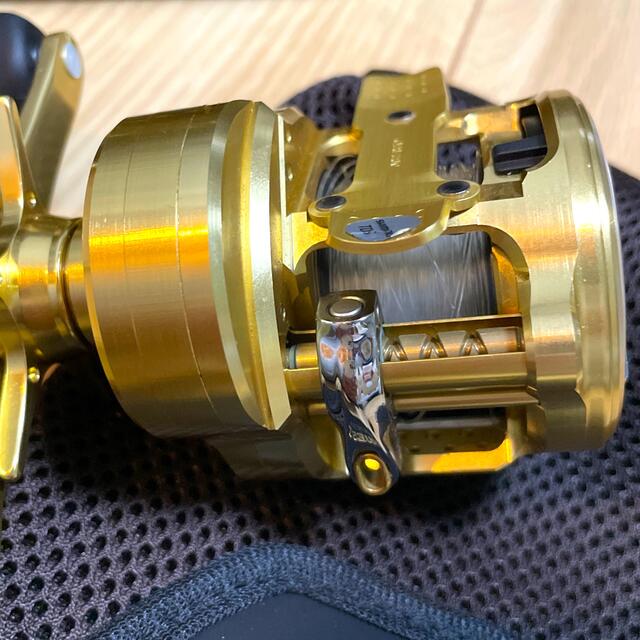 SHIMANO - 21 カルカッタコンクエスト 201HGの通販 by tgw's shop