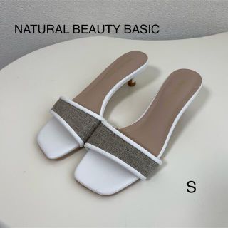 ナチュラルビューティーベーシック(NATURAL BEAUTY BASIC)の【美品】NATURAL BEAUTY BASIC アシメベルトキトゥン ミュール(ミュール)