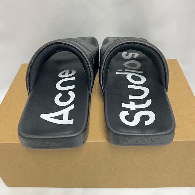 Acne Studios(アクネストゥディオズ)のACNE STUDIOS アクネ ロゴ フェイスパッチ サンダル 黒 Face メンズの靴/シューズ(サンダル)の商品写真