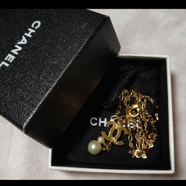 CHANEL(シャネル)のCHANEL　ネックレス　ヴィンテージ　ココマーク　パール レディースのアクセサリー(ネックレス)の商品写真