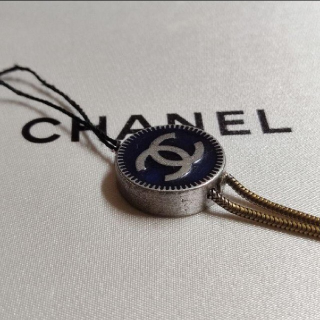 CHANEL(シャネル)のCHANEL　ストラップ　ココマーク レディースのファッション小物(キーホルダー)の商品写真