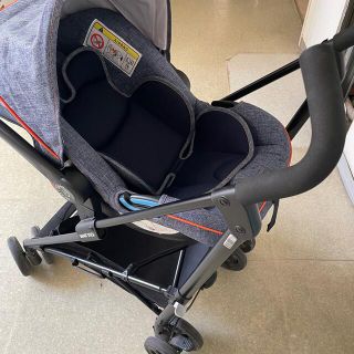 日本育児 - 日本育児 スマートキャリー ISOFIX ベース&ベビーカー