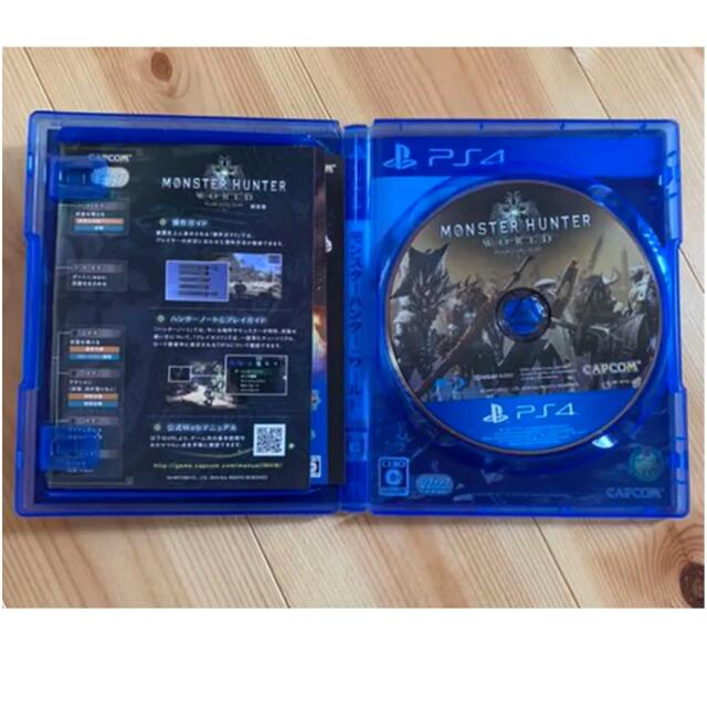 PlayStation4(プレイステーション4)のモンスターハンター：ワールド　《PS4》 エンタメ/ホビーのゲームソフト/ゲーム機本体(家庭用ゲームソフト)の商品写真