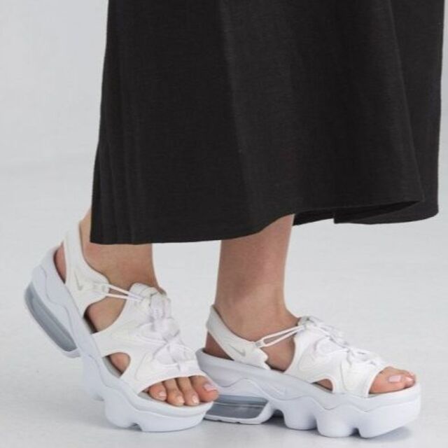 NIKE - 完売しました。。。22✨NIKE✨AIR MAX Koko✨エア NIKE - 完売しました。。。22✨NIKE✨AIR MAX Koko✨エア