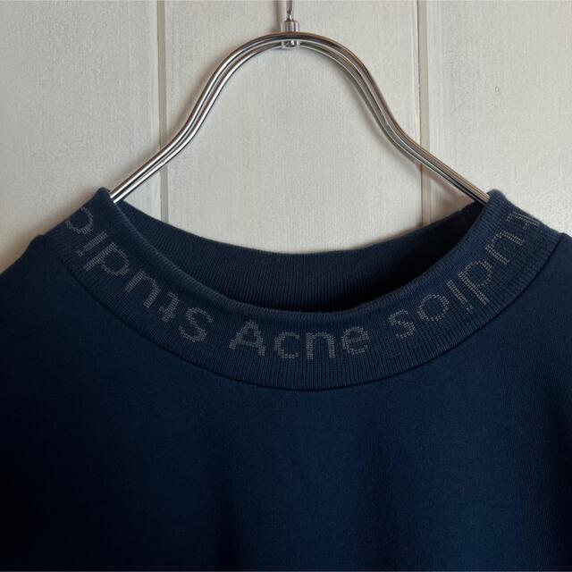 Acne Studios(アクネストゥディオズ)の【人気Lサイズ】アクネストゥディオズ☆首元ロゴ入りモックネックTシャツ 希少色 メンズのトップス(Tシャツ/カットソー(半袖/袖なし))の商品写真