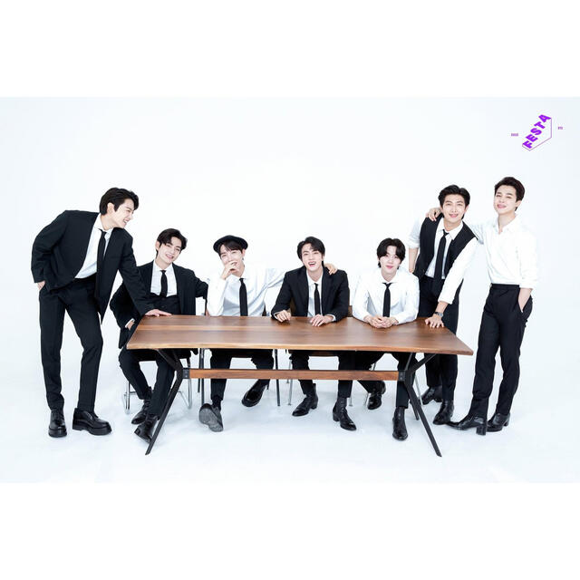 BTS FESTA 2022 家族写真 エンタメ/ホビーの美術品/アンティーク(写真)の商品写真