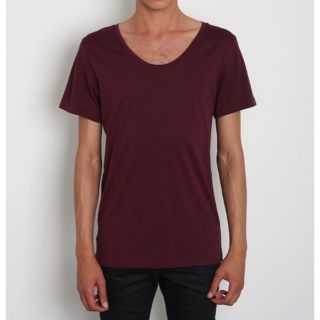 アクネ(ACNE)のAcne Uネック Tシャツ ワイン(Tシャツ/カットソー(半袖/袖なし))