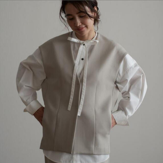 再値下げ 新品未使用 OHGA ベスト ジレ ピスタチオ-