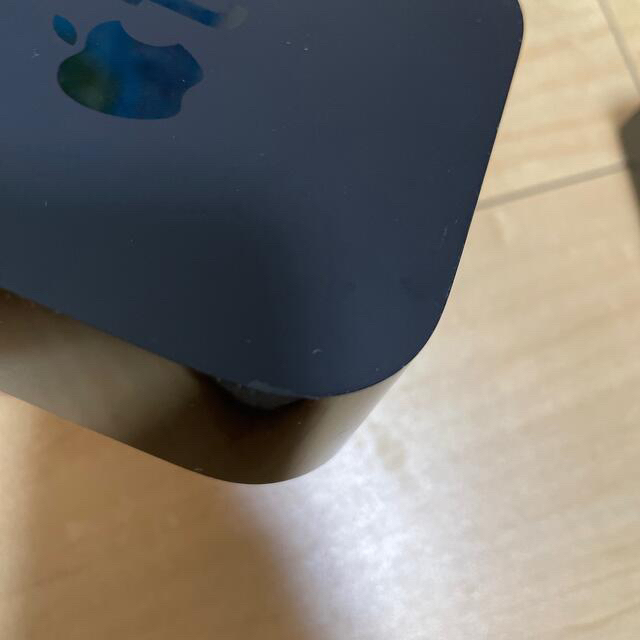 Apple(アップル)のAPPLE TV 32GB MGY52J/A スマホ/家電/カメラのPC/タブレット(PC周辺機器)の商品写真