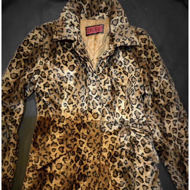 DEAN & DELUCA(ディーンアンドデルーカ)の豹柄 コート　レパード／レオパード レディースのジャケット/アウター(毛皮/ファーコート)の商品写真
