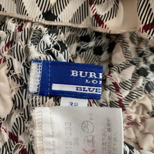 BURBERRY BLUE LABEL(バーバリーブルーレーベル)のバーバリーブルーレーベル キャミソール 38 レディースのトップス(キャミソール)の商品写真