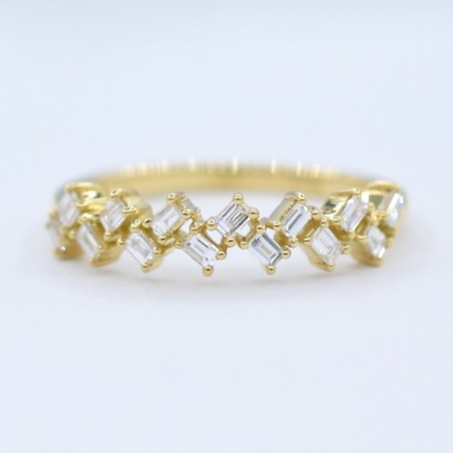 上品 テーパーダイヤモンド 18金 デザインリング 0.27ct 計 イエローゴールド リング(指輪)