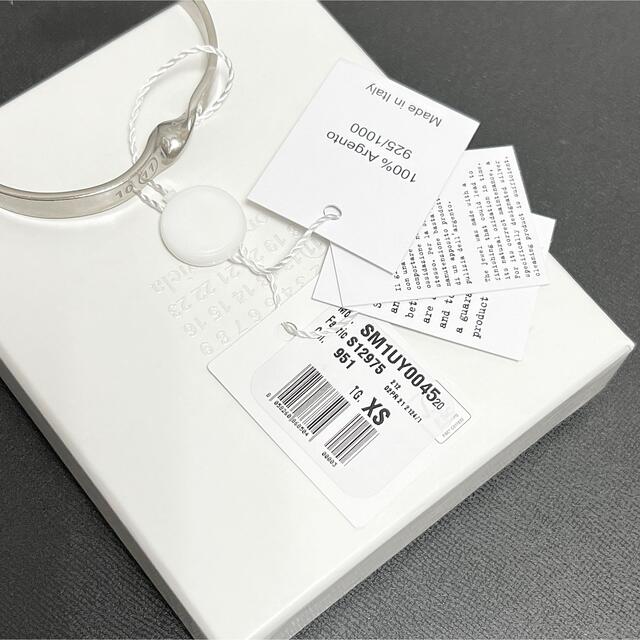 Maison Martin Margiela(マルタンマルジェラ)の新品 メゾンマルジェラ ツイスト ナンバー ロゴ ブレスレット バングル XS メンズのアクセサリー(バングル/リストバンド)の商品写真