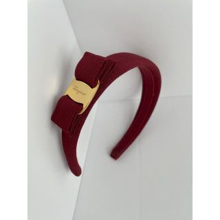 サルヴァトーレフェラガモ カチューシャ(レッド/赤色系)の通販 21点