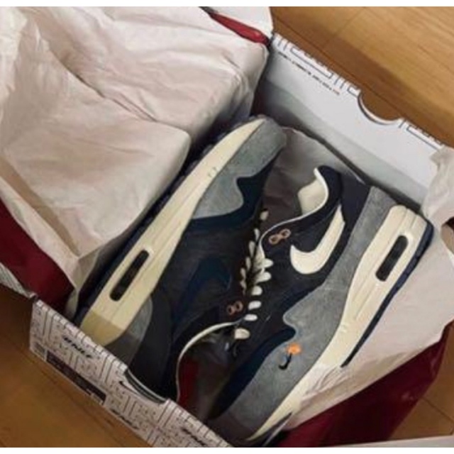 送料込！28.5センチ　Nike エアマックス1 AIR MAX1 カシナ