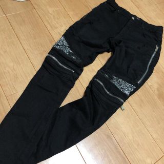 アミリ(AMIRI)のアミリ　amiri  デニム　ブラック　黒　パンツ　バンダナ(ワークパンツ/カーゴパンツ)