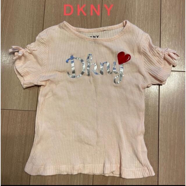 DKNY(ダナキャランニューヨーク)のＤＫＮＹ　ロゴTシャツ 3T キッズ/ベビー/マタニティのキッズ服男の子用(90cm~)(Tシャツ/カットソー)の商品写真