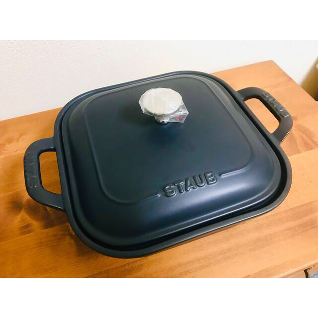 【値下げ不可】STAUB ストウブ  スクエアココット　マットブラック　食器