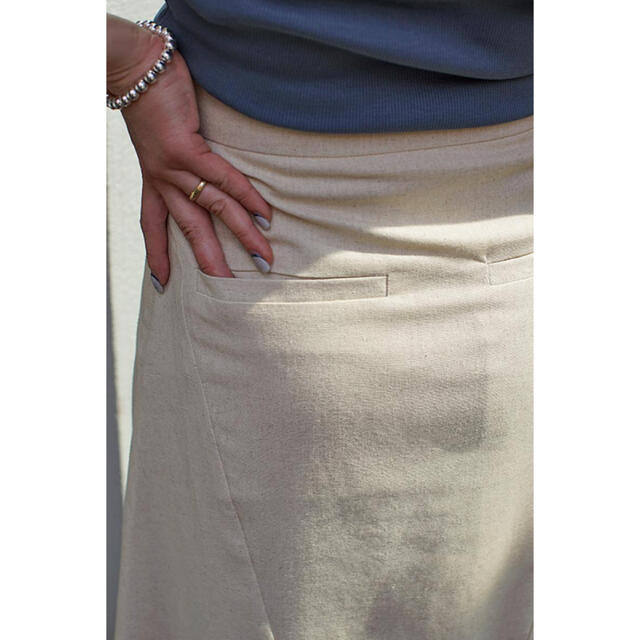 room306 CONTEMPORARY(ルームサンマルロクコンテンポラリー)のangel🦋様専用 Linen Flare Skirt レディースのスカート(ロングスカート)の商品写真