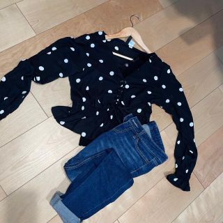 エイチアンドエム(H&M)のH&M ドット柄トップス　キャミのセット(シャツ/ブラウス(長袖/七分))