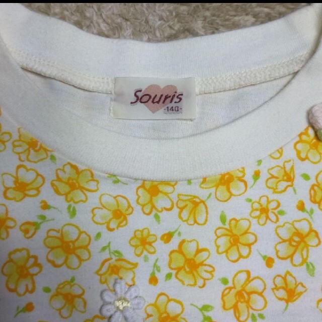 Souris(スーリー)のスーリー カットソー 140サイズ キッズ/ベビー/マタニティのキッズ服女の子用(90cm~)(Tシャツ/カットソー)の商品写真