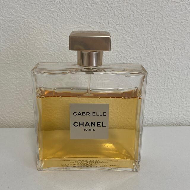 CHANEL(シャネル)のCHANEL ガブリエル　シャネル　香水　100ml コスメ/美容の香水(香水(女性用))の商品写真