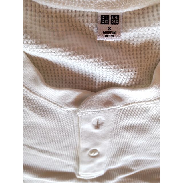 UNIQLO(ユニクロ)のかっ太郎様 専用 ヘンリーネックのみ メンズのトップス(Tシャツ/カットソー(半袖/袖なし))の商品写真