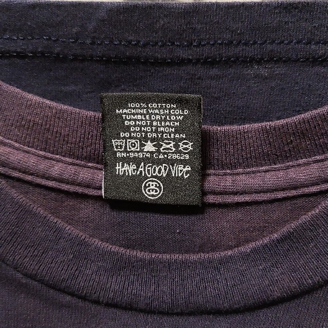 STUSSY - 赤ロゴ朱色エンジSTUSSYシンプル長袖Tシャツ紺色 STUSSY - 赤ロゴ朱色エンジSTUSSYシンプル長袖Tシャツ紺色