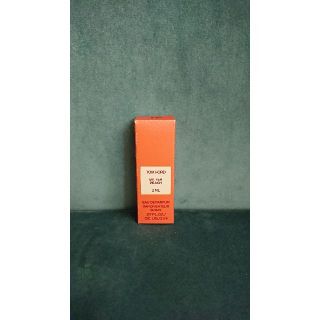 トムフォード(TOM FORD)のビター ピーチ オード パルファム スプレィ 2mL(サンプル)(香水(女性用))