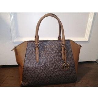 マイケルコース(Michael Kors)のマイケル・コース　カバン(ハンドバッグ)