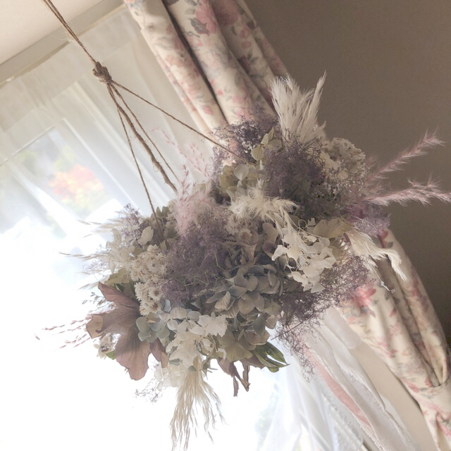 アンティーク紫陽花のフライングリース　スモーキーピンク