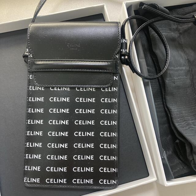 【CELINE】フラップ付き モバイルポーチ　値下げ！スマートフォンポーチ