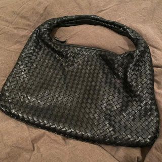 ボッテガヴェネタ(Bottega Veneta)のボッテガヴェネタ イントレチャート ショルダーバッグ(ショルダーバッグ)