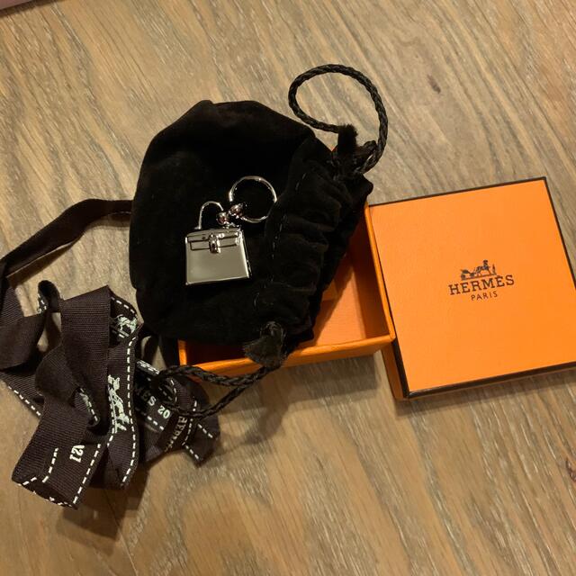 Hermes(エルメス)の新品　エルメス　バーキン　ツイリー リング　シルバー レディースのファッション小物(バンダナ/スカーフ)の商品写真