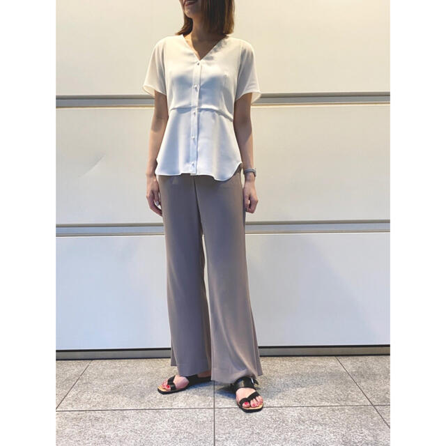 Theory 20aw Vネック半袖ブラウス Theory 20aw Vネック半袖ブラウス