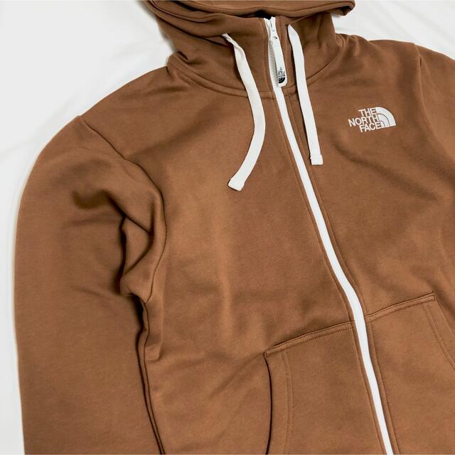 THE NORTH FACE(ザノースフェイス)のノースフェイス リアビュー ジップ フーディ ロゴ スウェット パーカ ブラウン メンズのトップス(パーカー)の商品写真