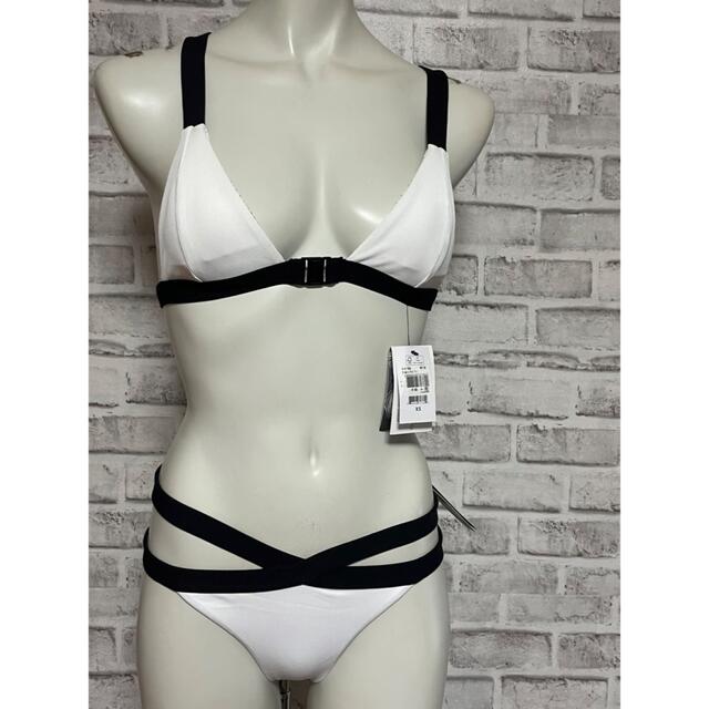 【新品】ボルコム ビキニ 水着 白(US)上下XSサイズ 新品・未使用 | フリマアプリ ラクマ