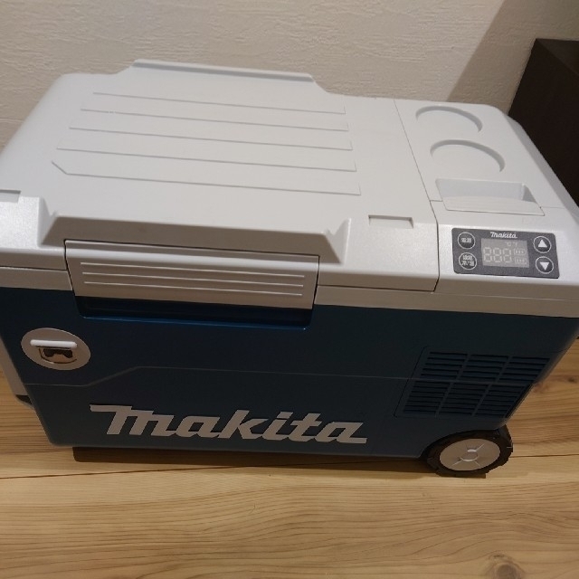 55%以上節約 Makita 【中古】マキタ 充電式保冷温庫 純正バッテリー