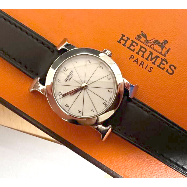 Hermes(エルメス)の【Hウォッチ’ロンド】HERMES ’エルメス 時計’ ホワイト文字盤☆極美品☆ レディースのファッション小物(腕時計)の商品写真