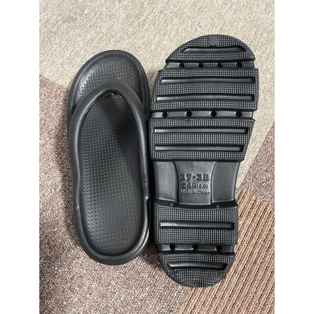 wc(ダブルシー)のトングサンダル　ブラック レディースの靴/シューズ(サンダル)の商品写真