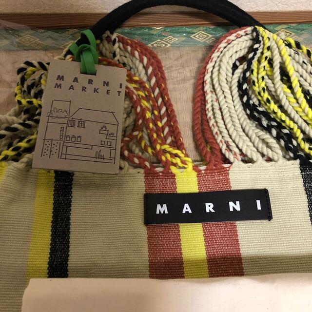 Marni(マルニ)の新品未使用　マルニ　ハンモック レディースのバッグ(ハンドバッグ)の商品写真