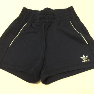 アディダス(adidas)のadidas ショートパンツ(ショートパンツ)