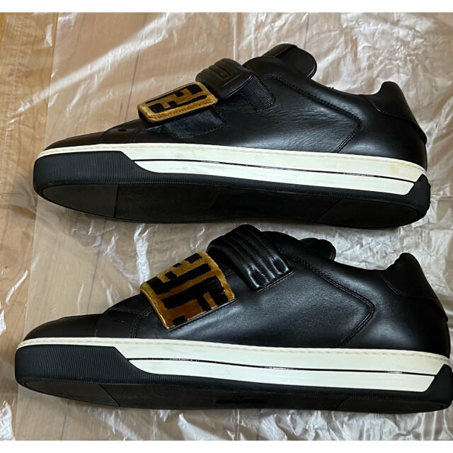 激安店舗 箱あり 1回使用 FENDI メンズスニーカー ilam.org