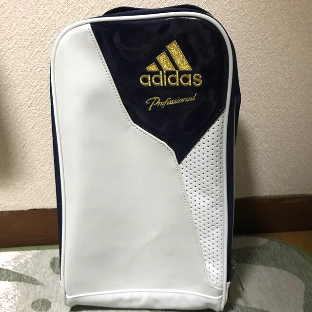 adidas(アディダス)のアディダス　シューズケース スポーツ/アウトドアのスポーツ/アウトドア その他(その他)の商品写真