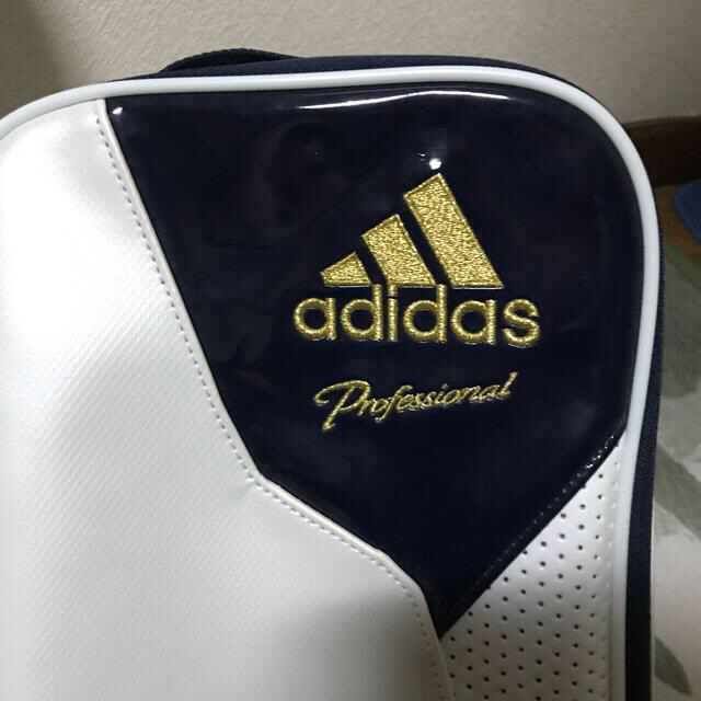 adidas(アディダス)のアディダス　シューズケース スポーツ/アウトドアのスポーツ/アウトドア その他(その他)の商品写真